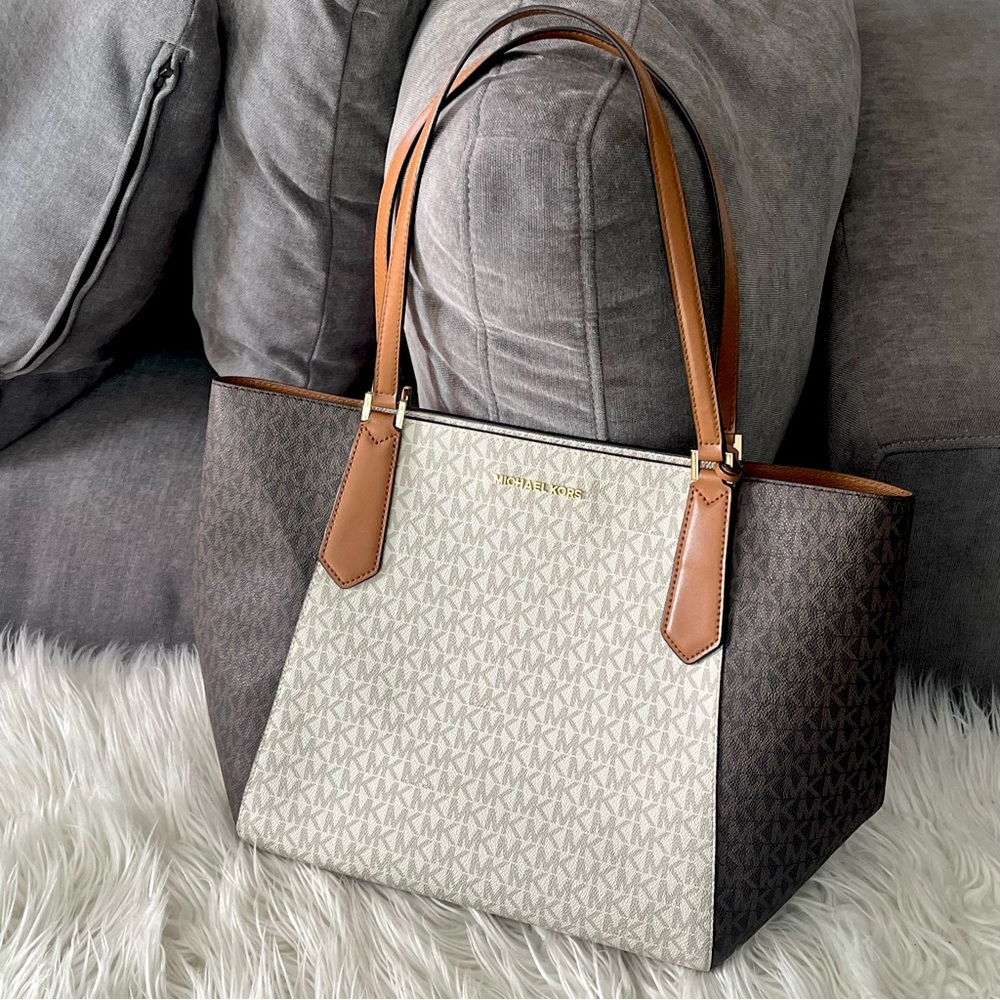 Beautiful Michael Kors tote